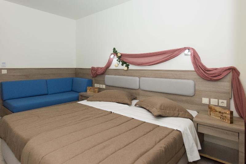 Dionisos (adults Only) Malia